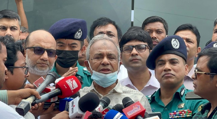 গত ১০ মাসে দেশে জঙ্গিবাদের কোনোও খবর পাওয়া যায়নি স্বরাষ্ট্র উপদেষ্টা